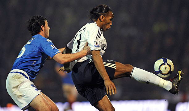 以某知名食 以某知名食