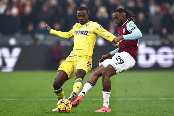 手后防线的 手后防线的