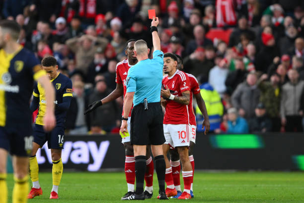 威胁利兹联 威胁利兹联