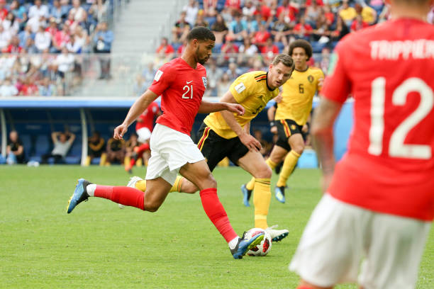 傳助攻隊友 傳助攻隊友