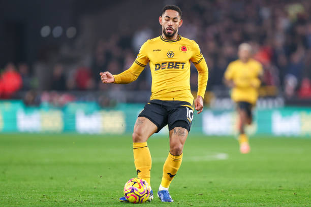 间的配合依 间的配合依